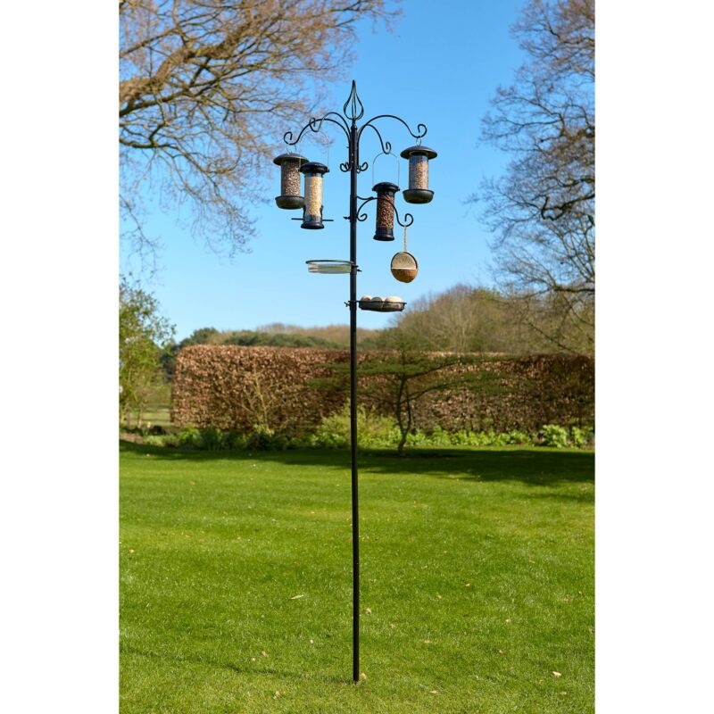 Harvest Bird Feeding Station, comes with 5 hooks, mesh tray and water dish.
